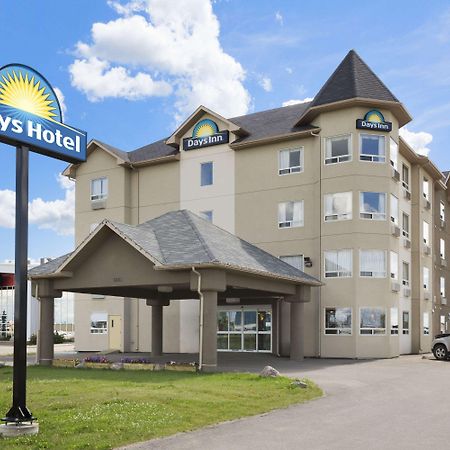 Days Inn By Wyndham Bonnyville Buitenkant foto