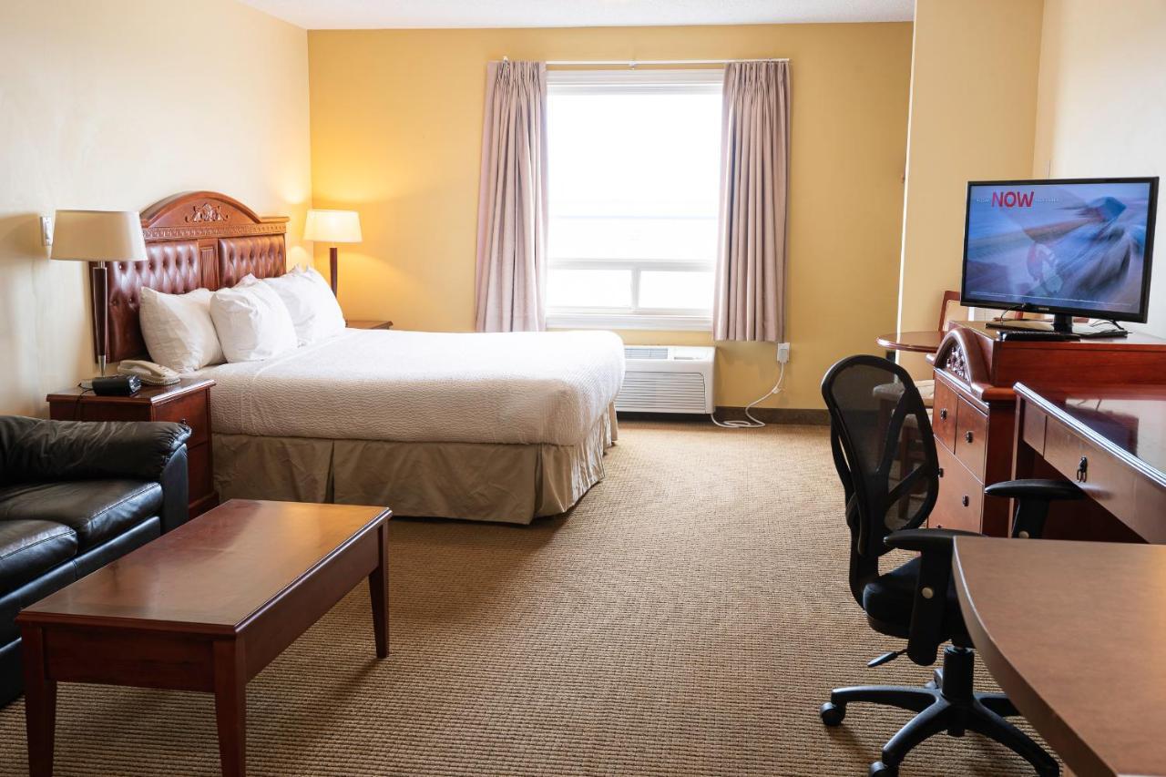 Days Inn By Wyndham Bonnyville Buitenkant foto